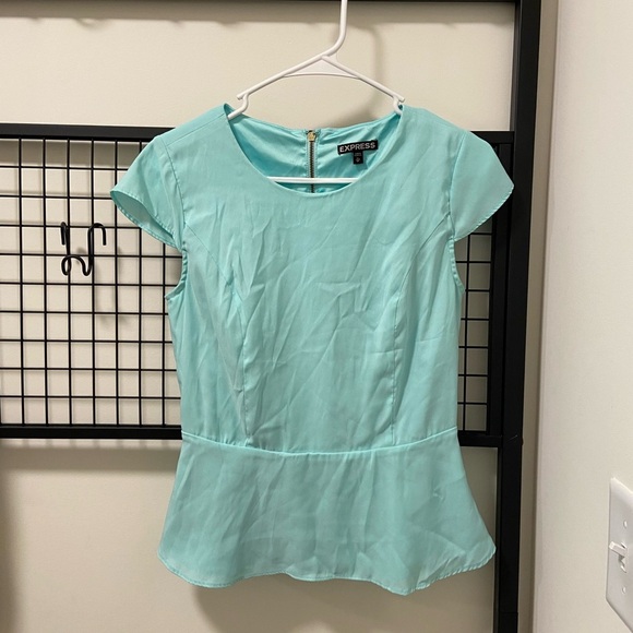 NWOT | Express women’s blouse — XS‎ - Picture 1 of 6